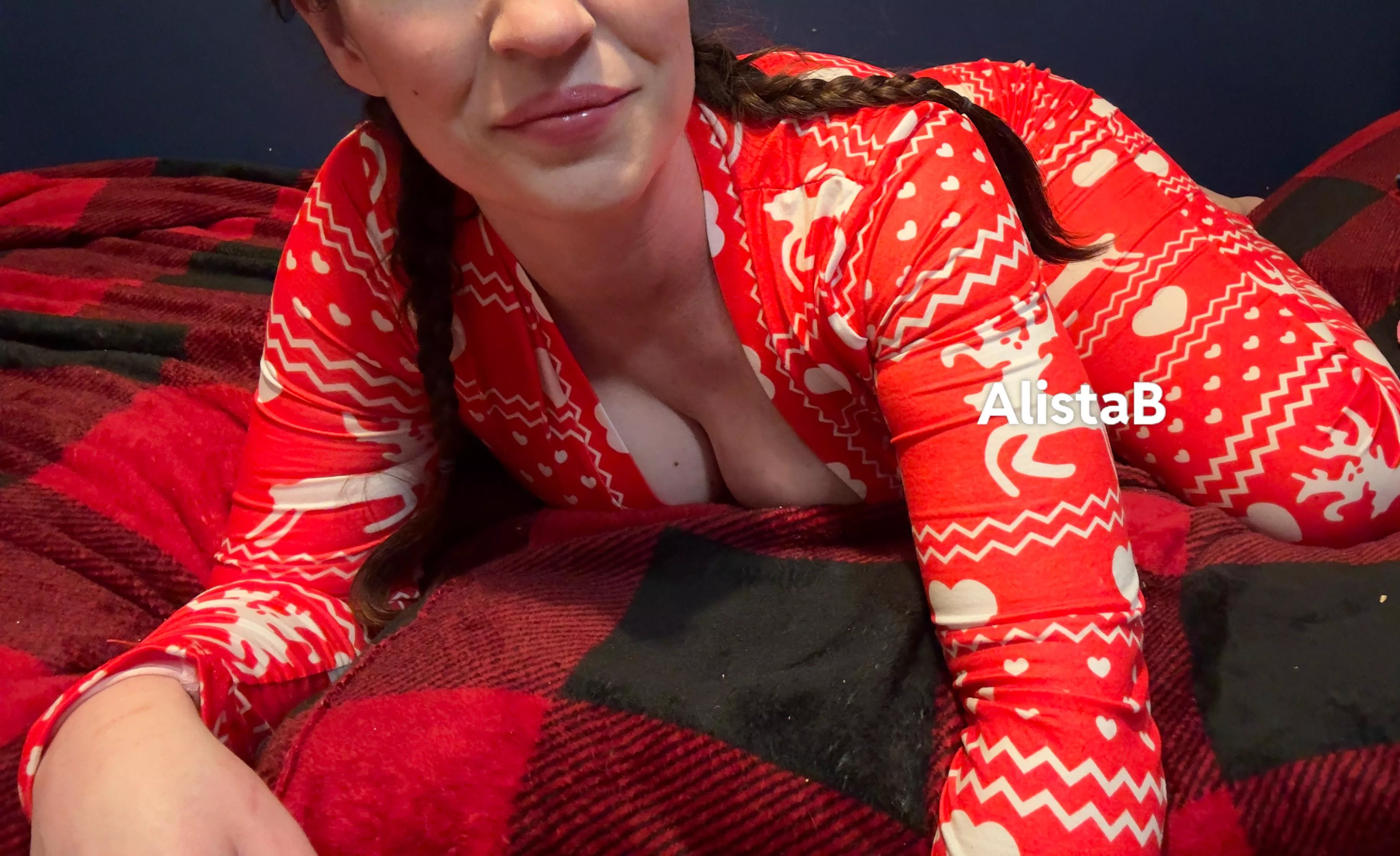 What are you waiting for, coming to bed with me or no