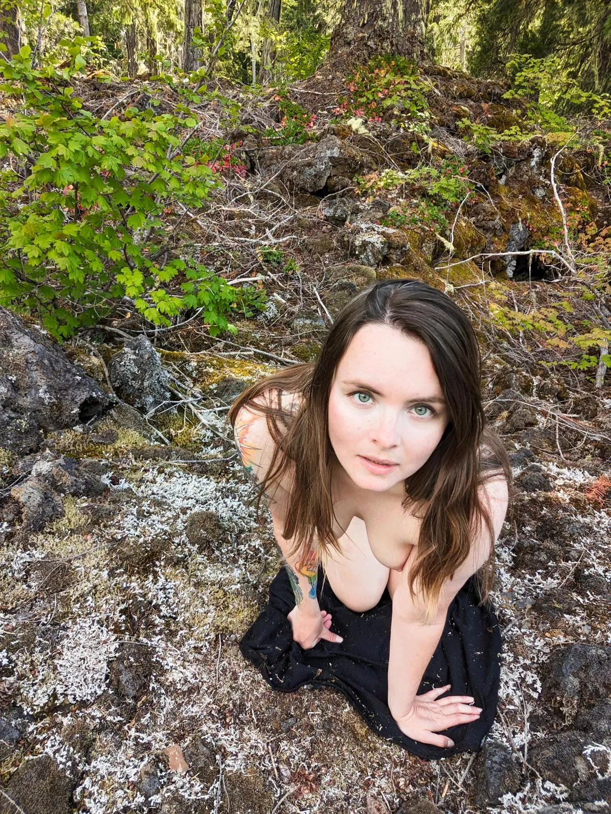 You found me on your hike, what's your reaction 😘