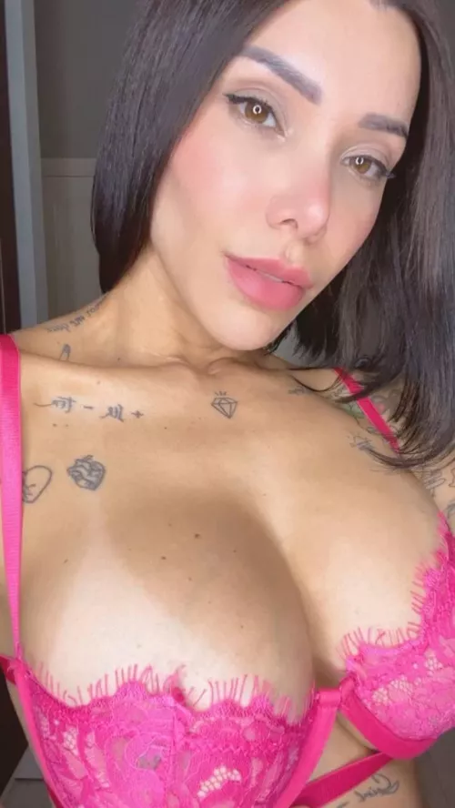 your bolten on goddess ;)