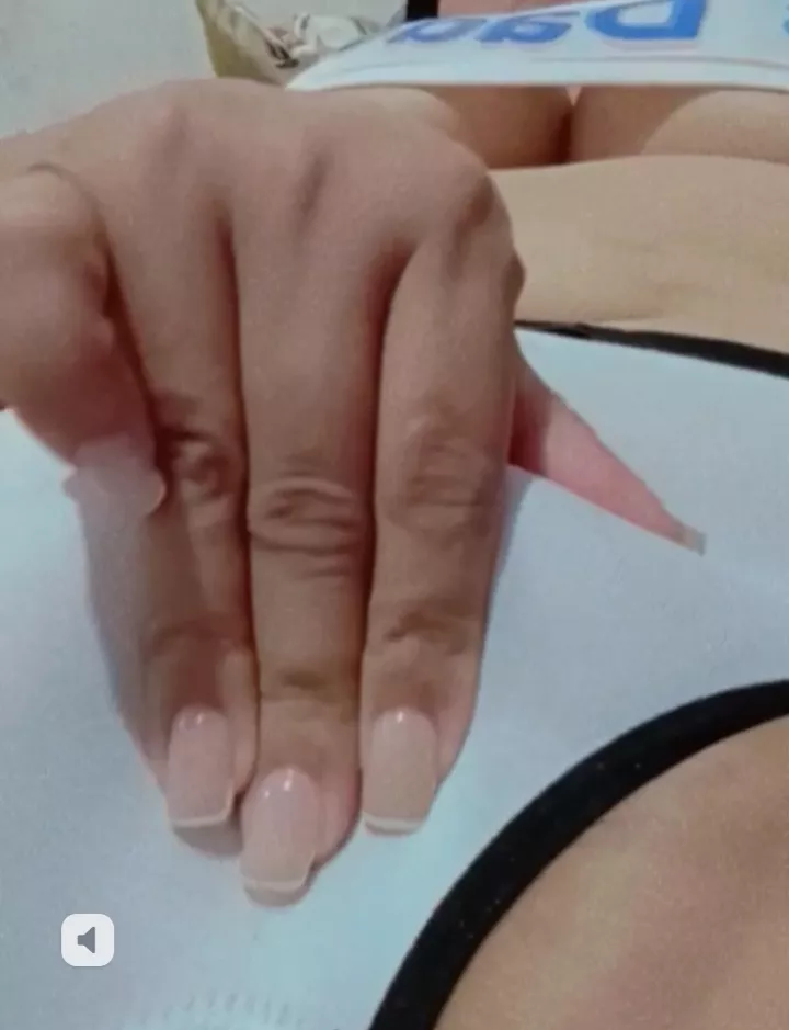 Cum and watch me 😘 giving video to few men who say hi😊(f)