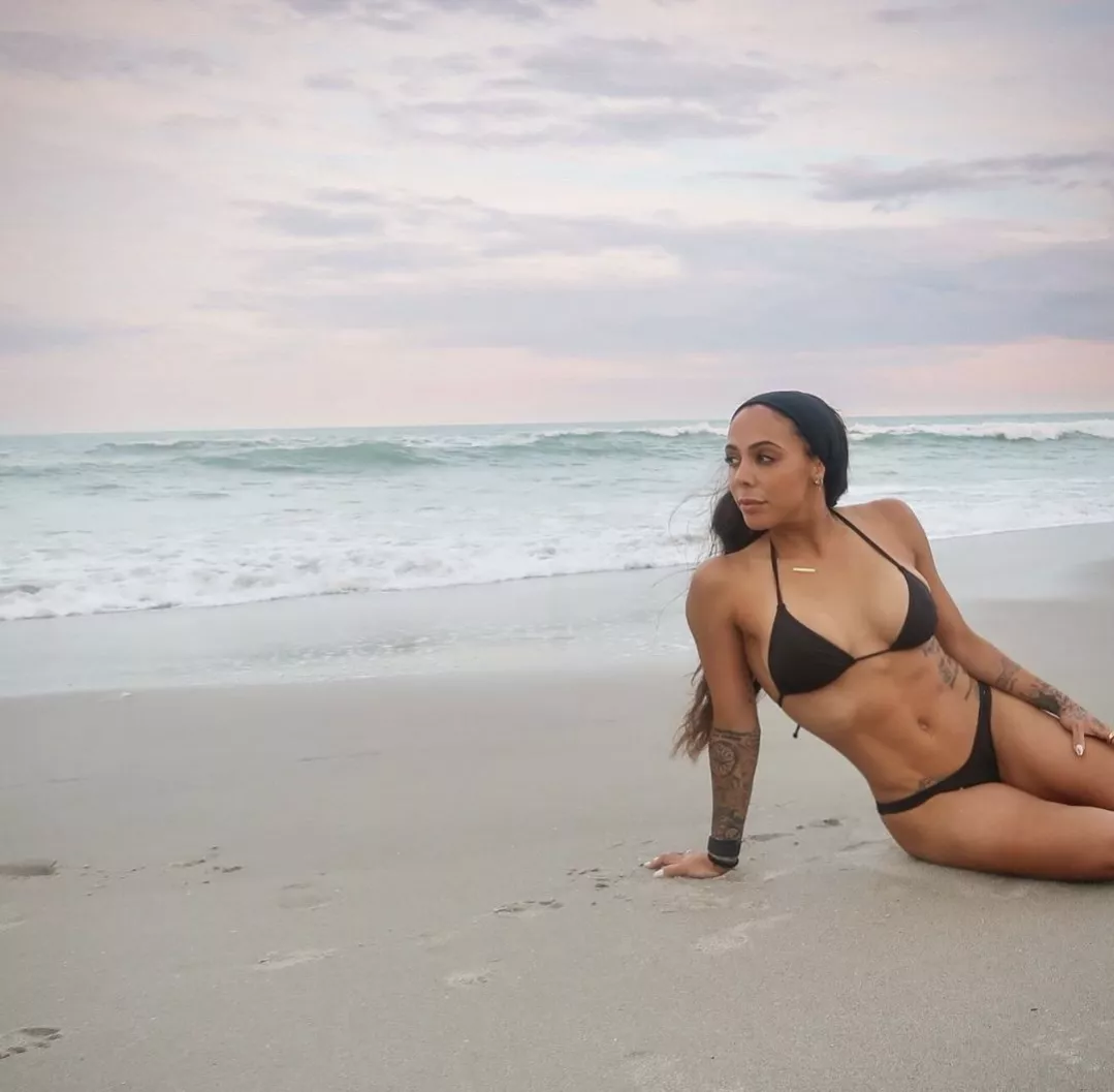 Sydney Leroux - Canadian-American Soccer Player