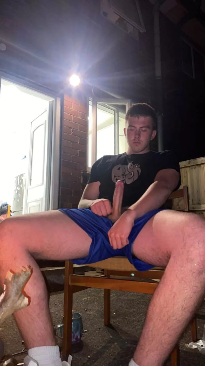 The ridge is bigger than a normal guys finger.