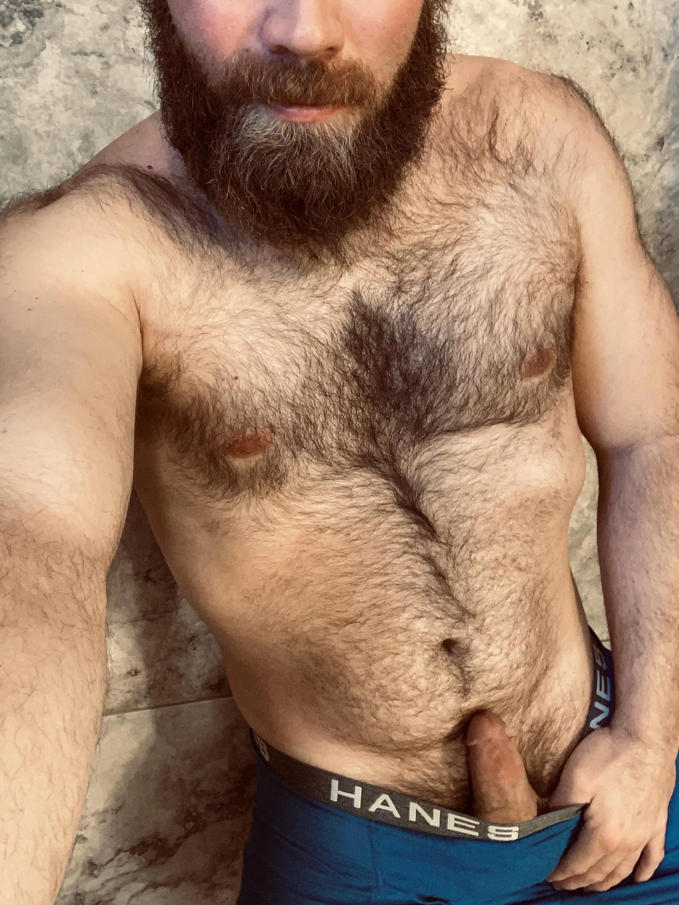 Who wants to lend this burly 6’6” dadbod a hand?