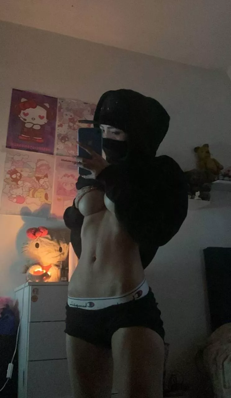 would cum in my ass on our first tinder date?