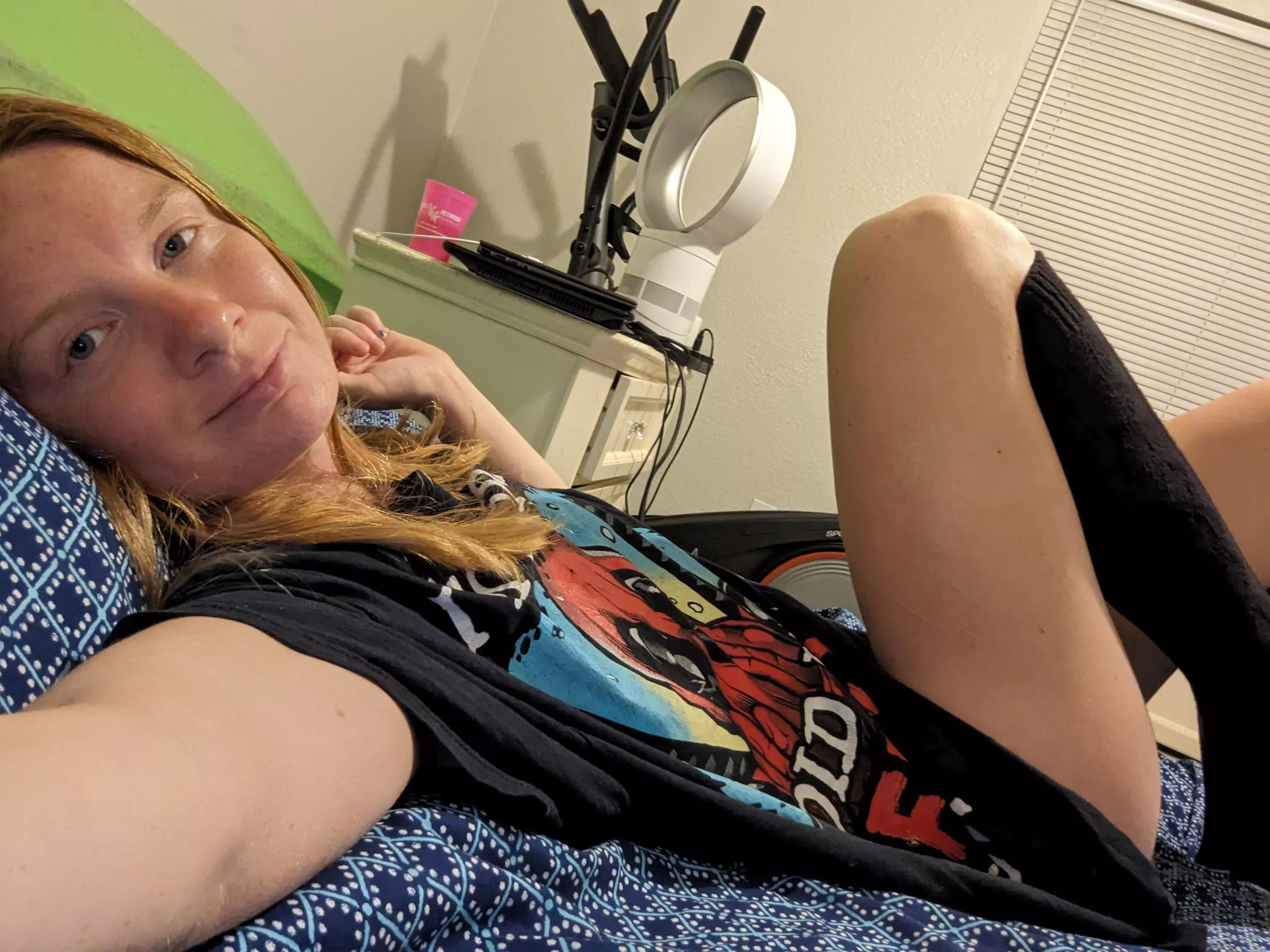 A ginger witch with her scarlet spell🧙 [F27]