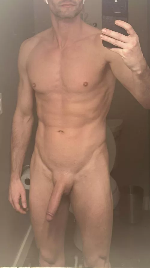 Fit bottom chatting n trading kwind90