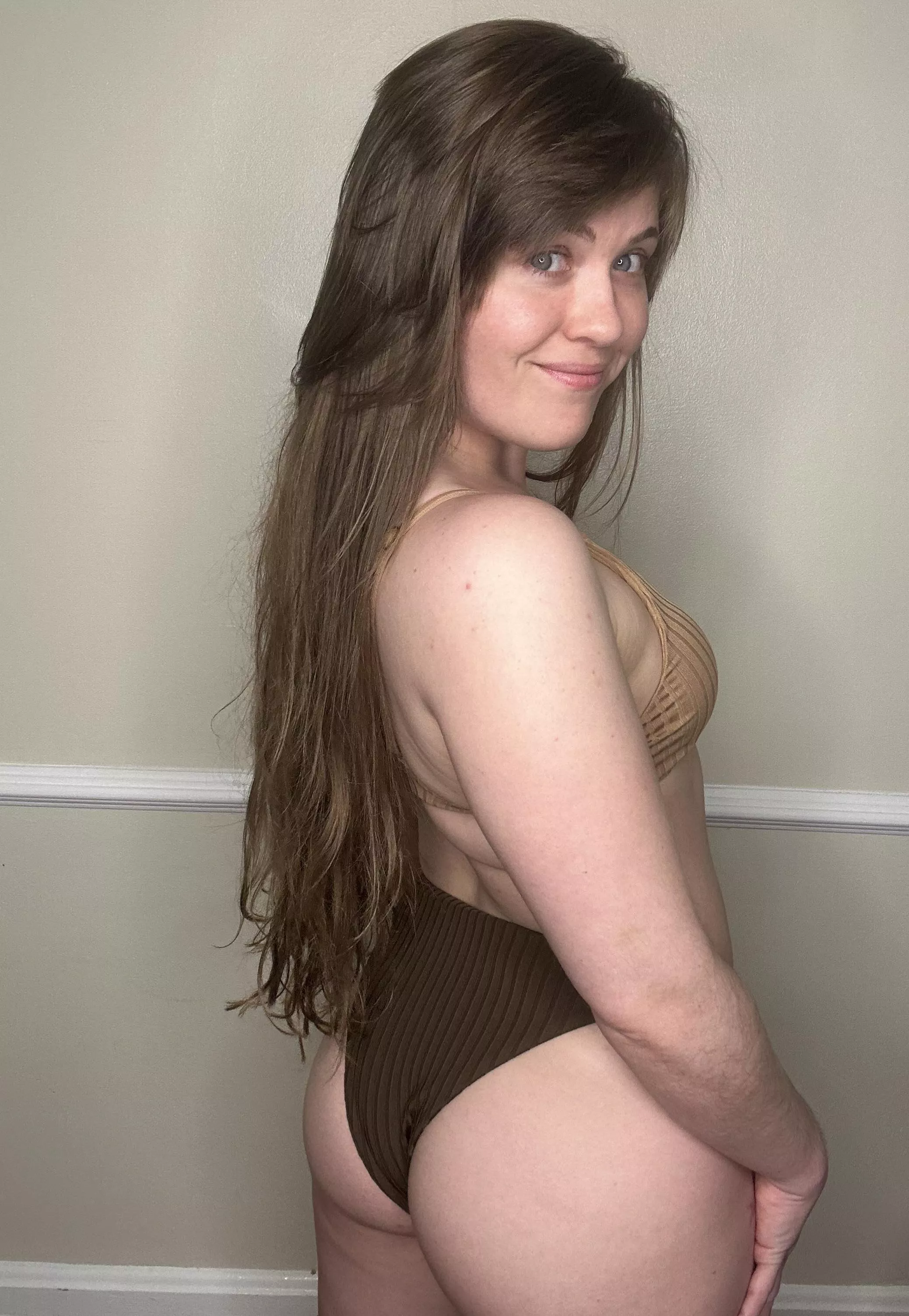 I like the brown color [f]