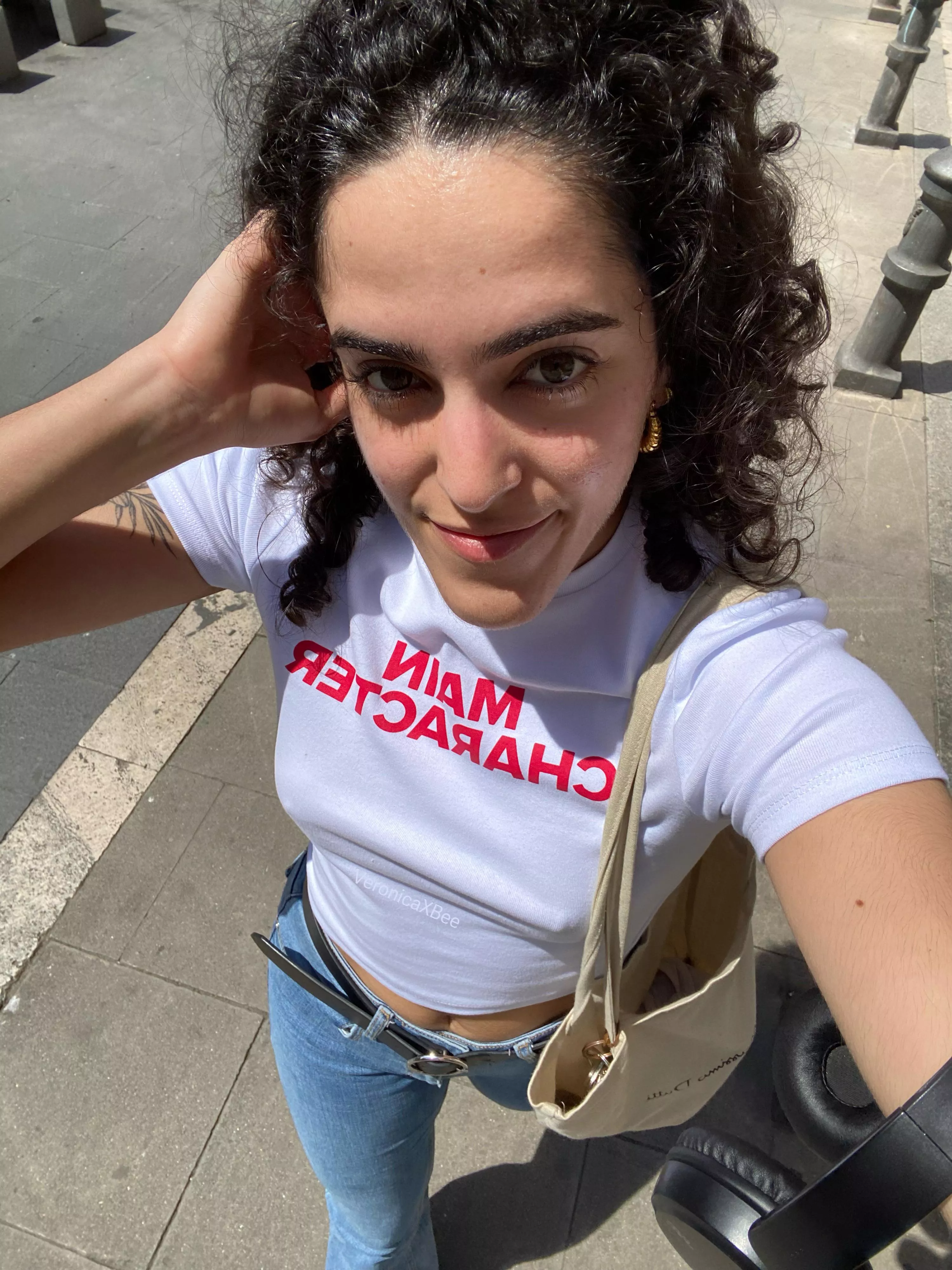 Love showing my nipples around the city!