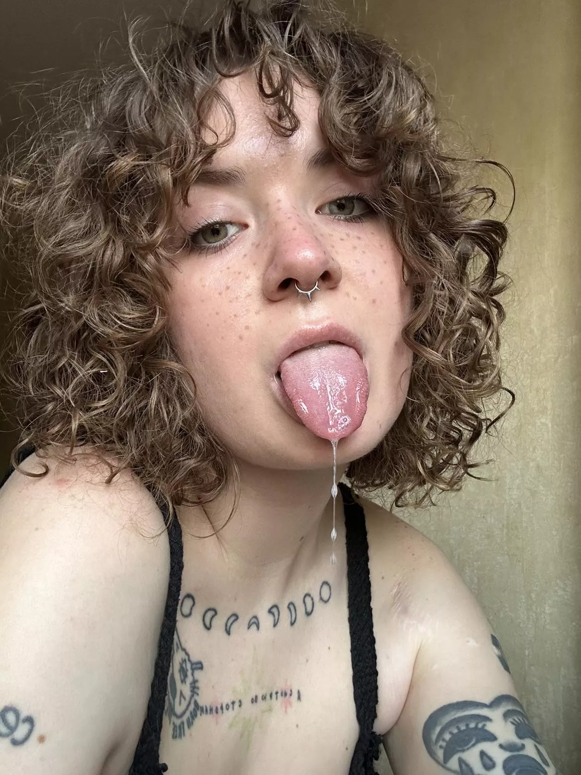 [OC] - Do you prefer clear or muddy saliva?