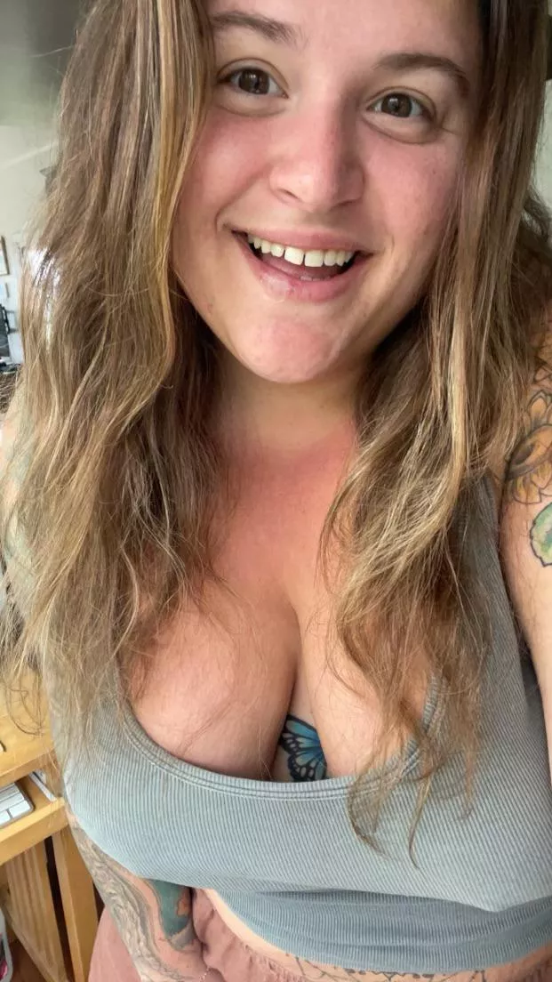 420 tatted bbw milf with a flirtatious soul