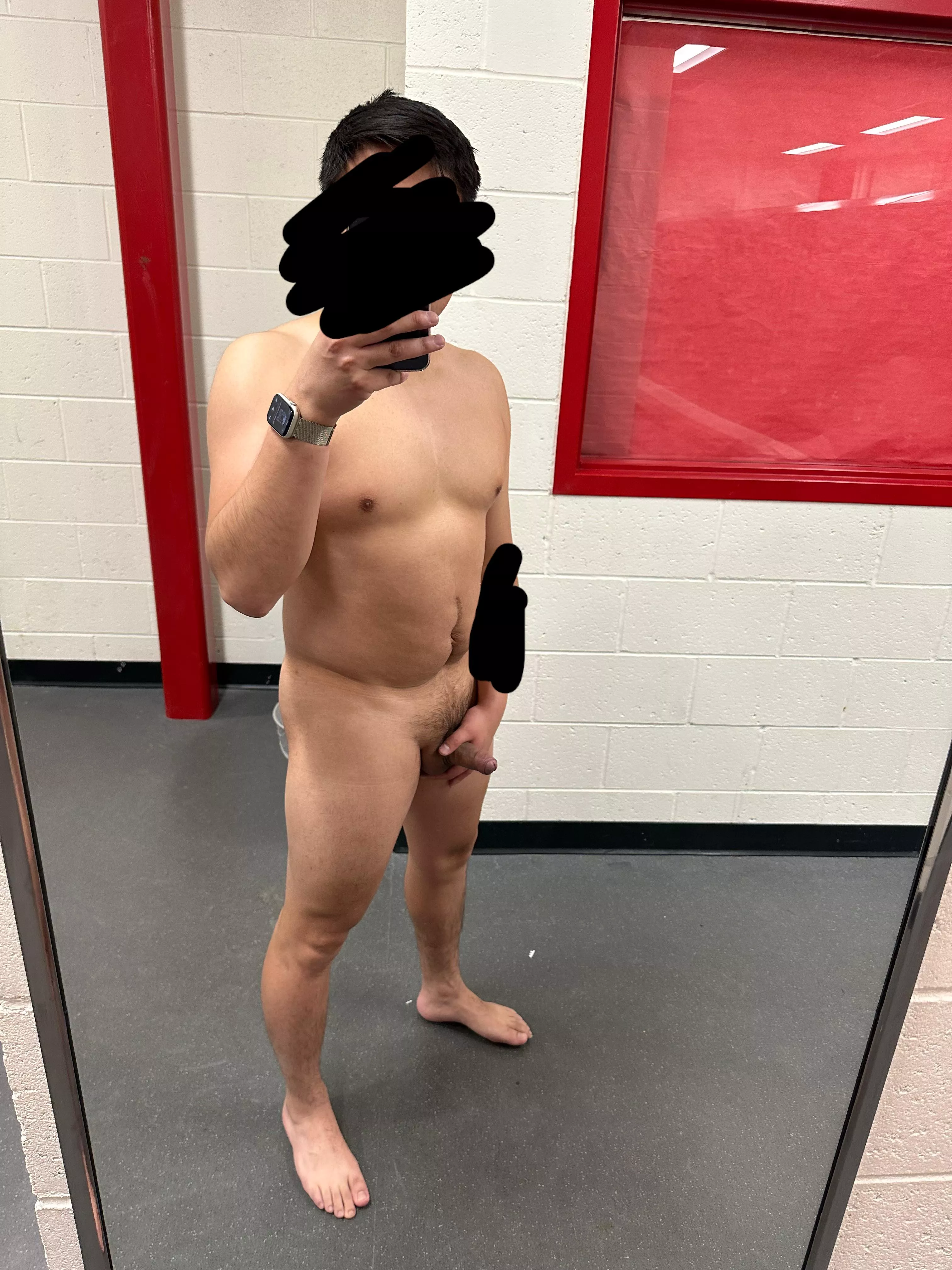 Any of the gym bros wanna shower? 