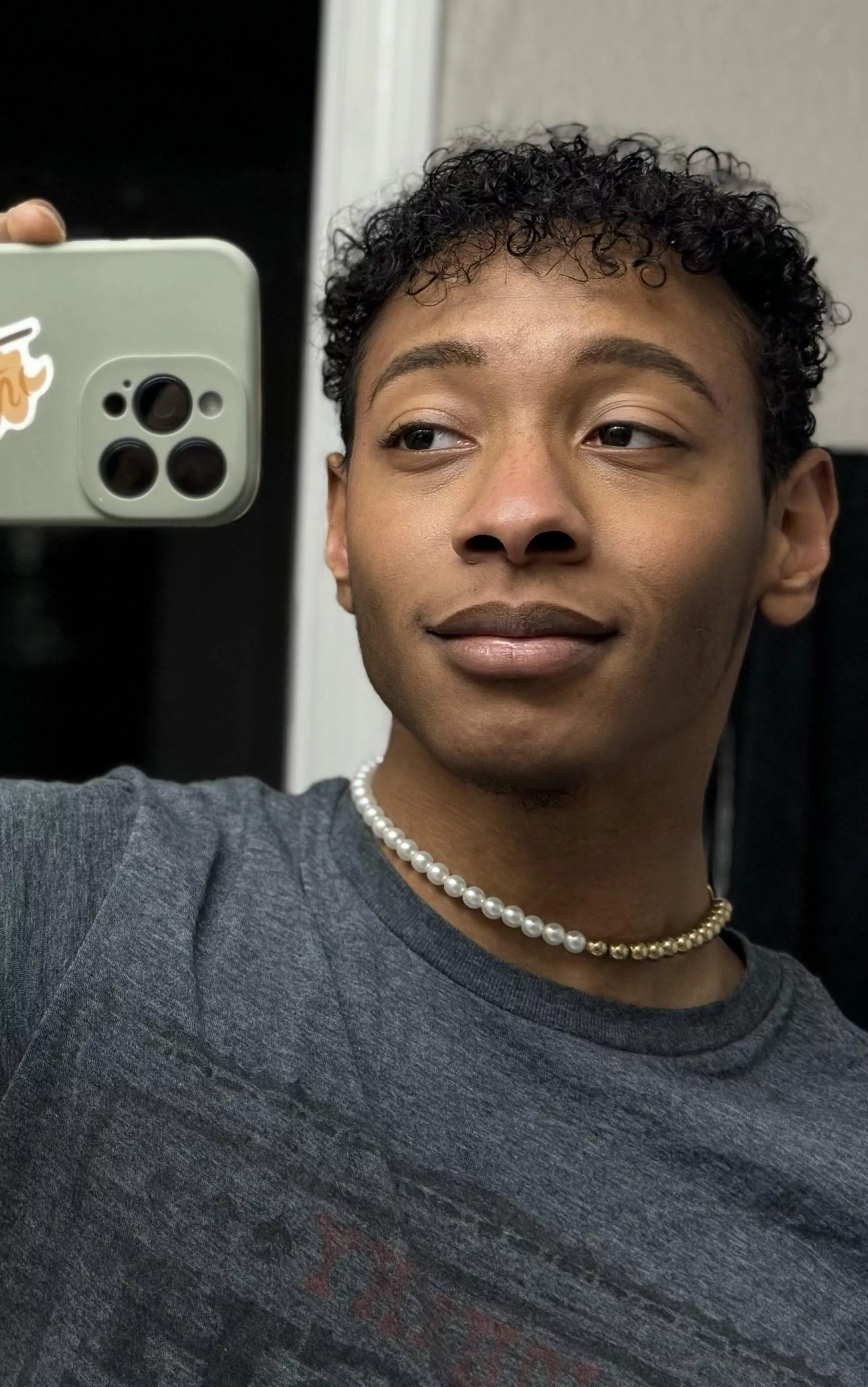 Anyone here play Apex?