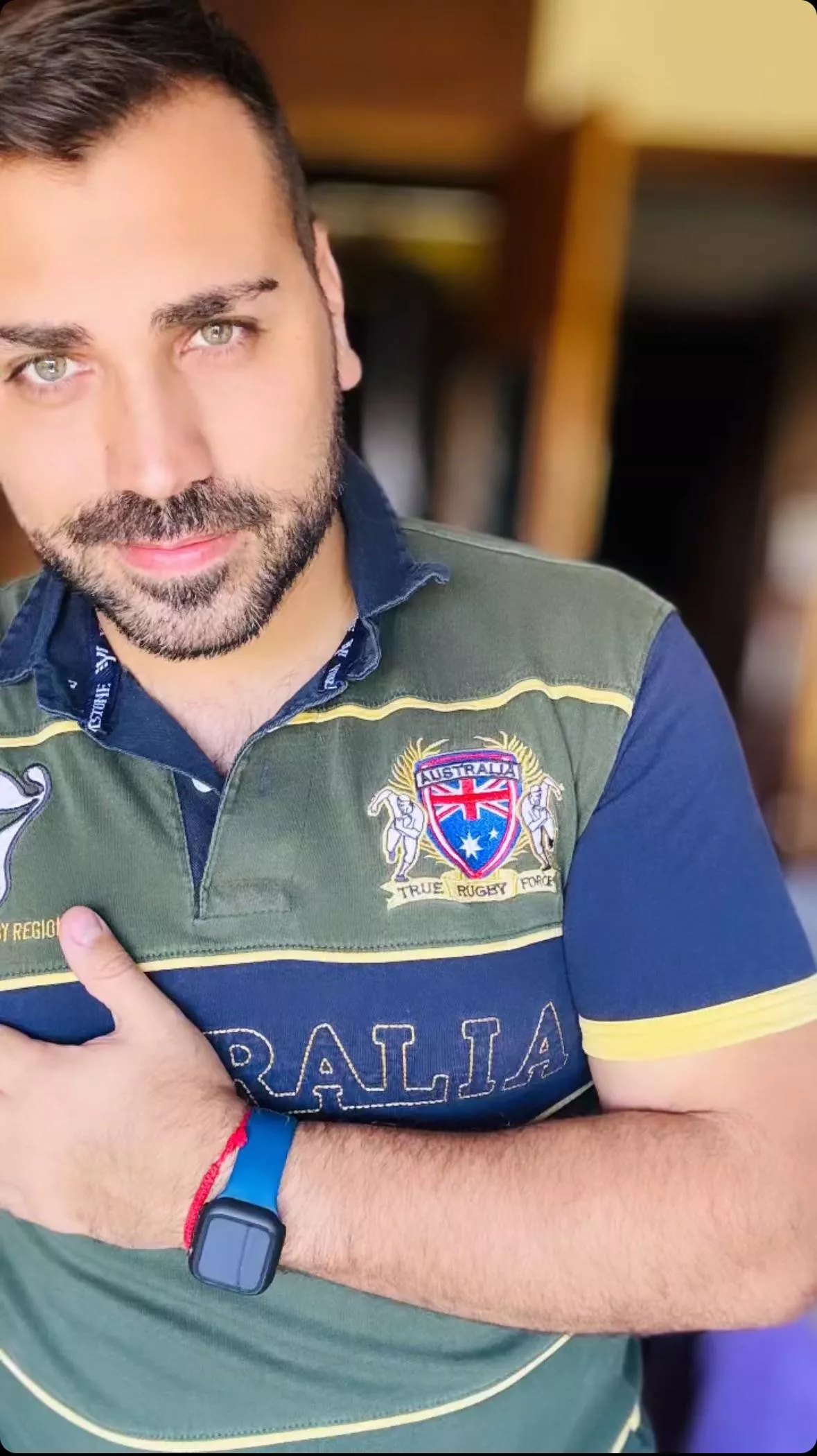 Hey there! Is this a good profile pic?