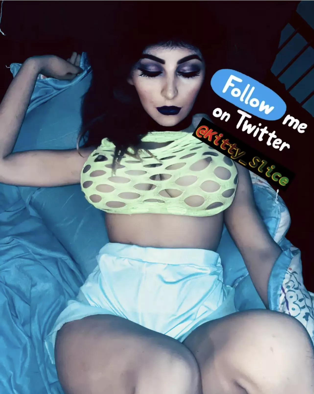 making her look ultra real is becoming a hobby - nsfw photos on twitter