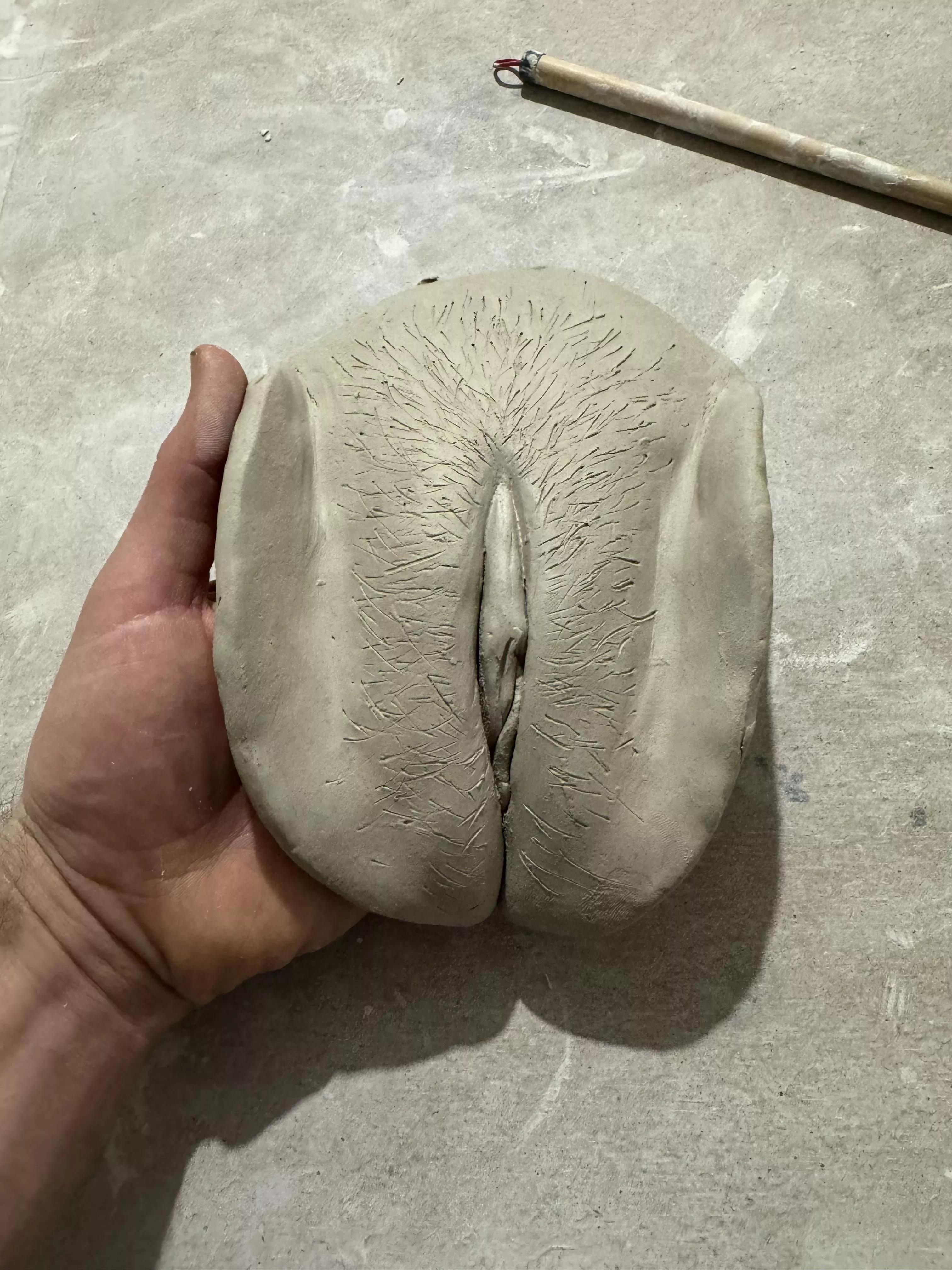 A lovely lady. Clay vulva by me. Thanks for the submission;)