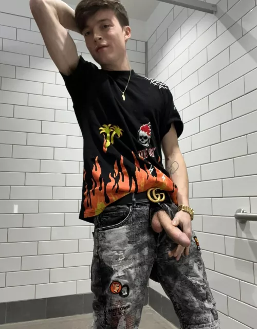 Didn’t know your shy goth gamer buddy was hung? 