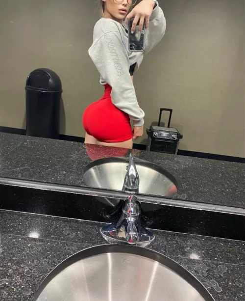 Would you notice me in the gym? 22F