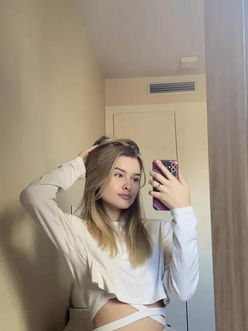 18 years old and I need to know what it will take to attract an older man