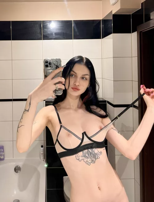 I can't help but take pictures when I go to the bathroom