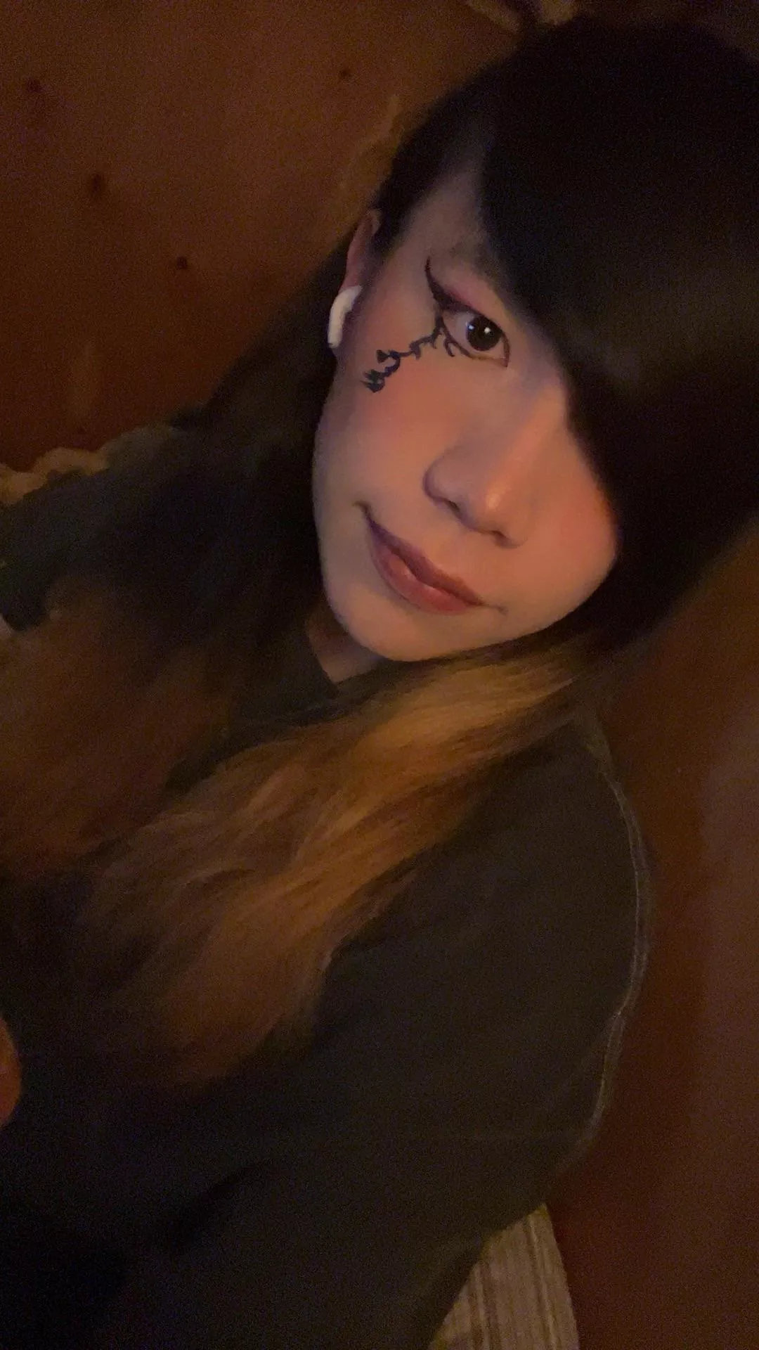 i look so awkward in this 😔😭