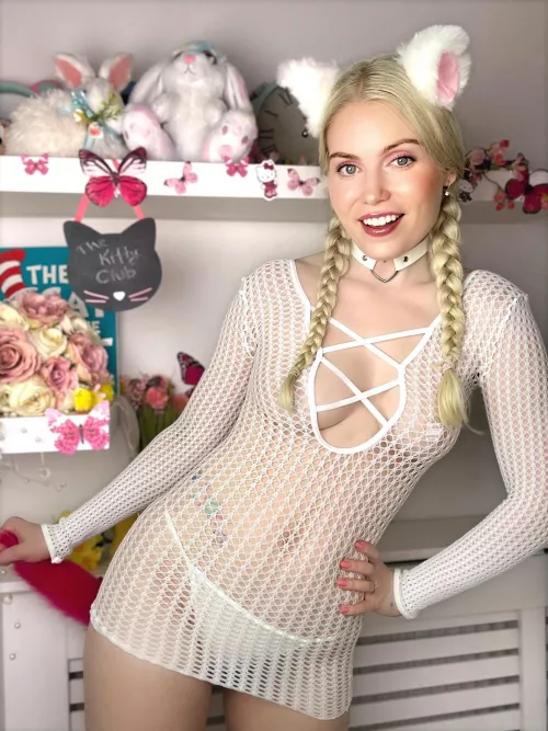 I love tugging my tail