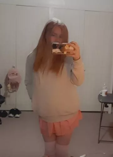 I love wearing skirts <3