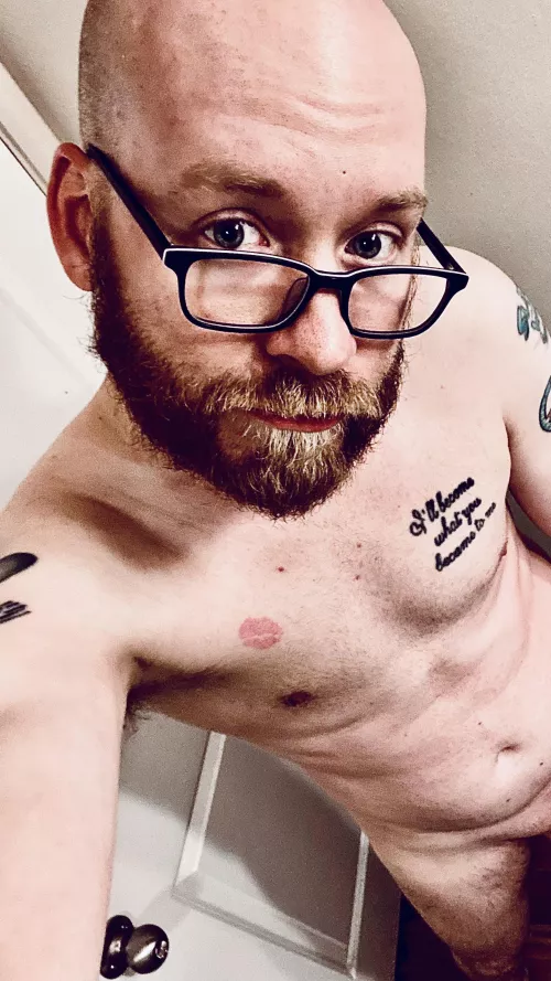 I need you on your knees and me in your mouth. 🥵