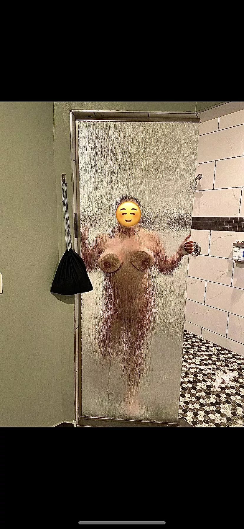 Just cleaning the glass!