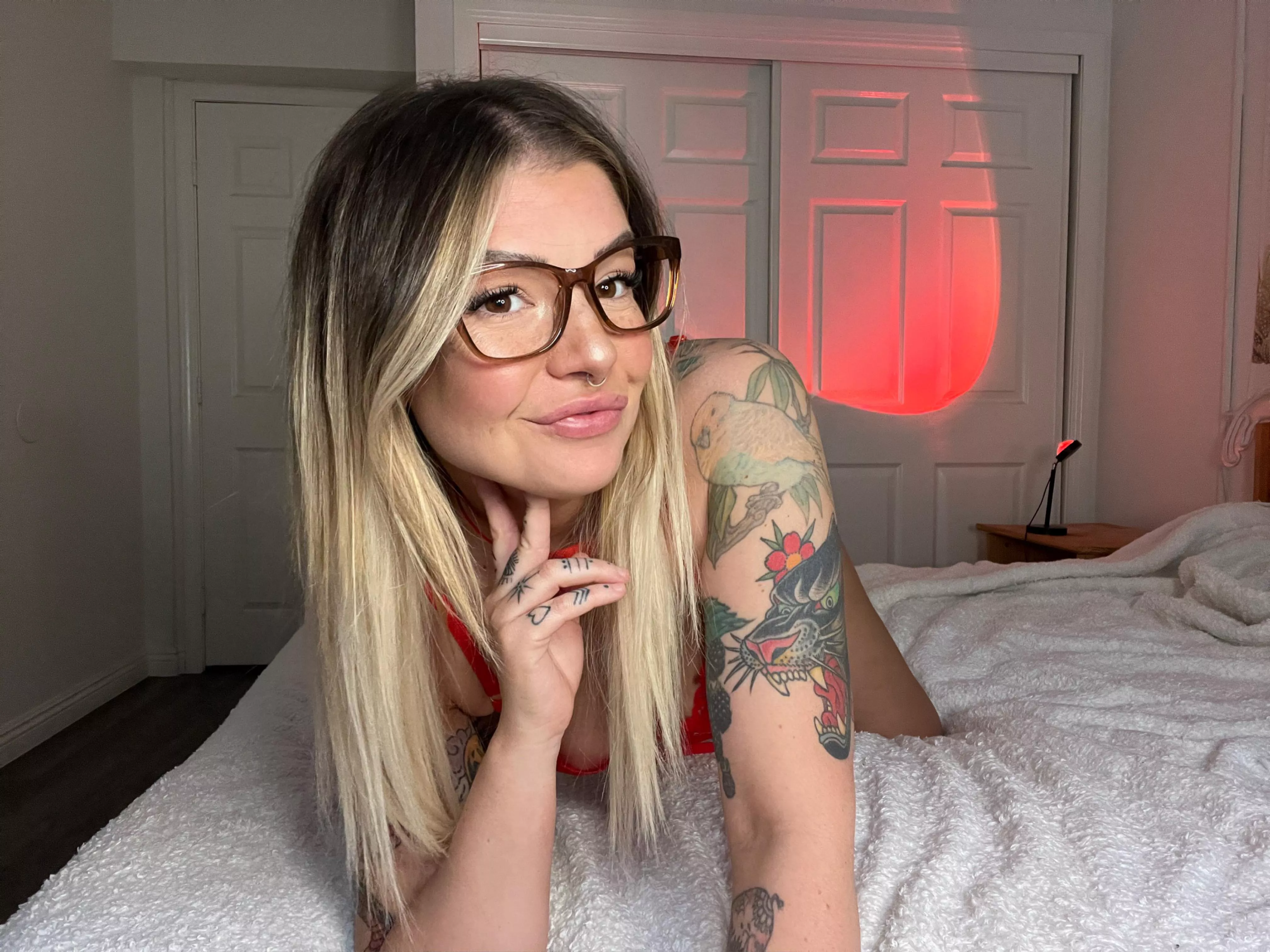 Nerdy girls like me love it from behind