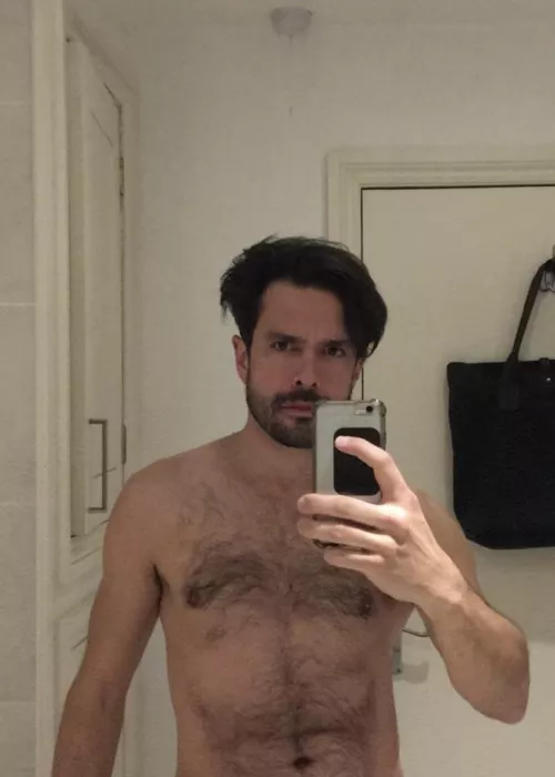 Slow day. Anyone want to chat?