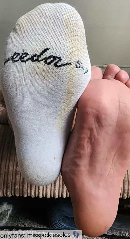 Sweaty gym socks 🧀😋