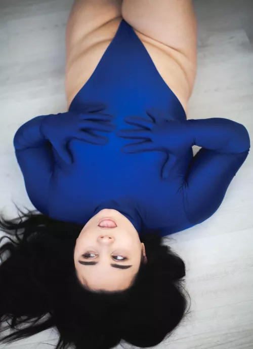 This bodysuit is driving me crazy