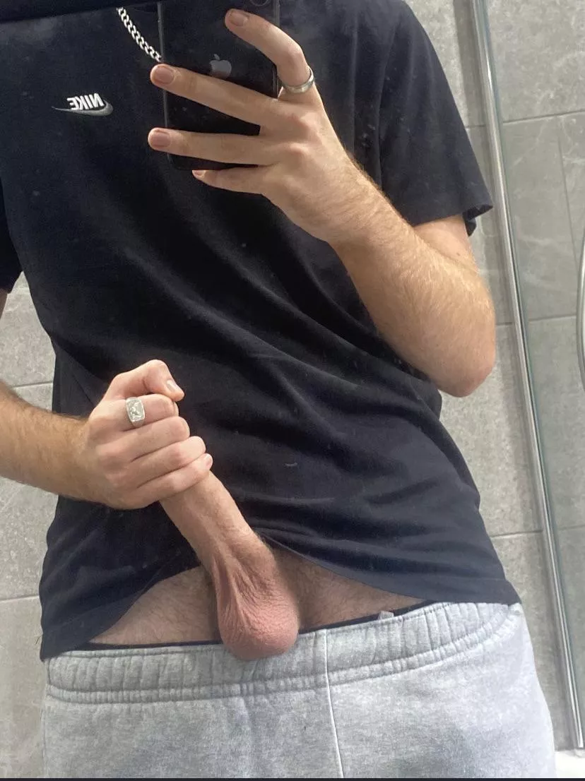 Who’s replacing my hand ;) 