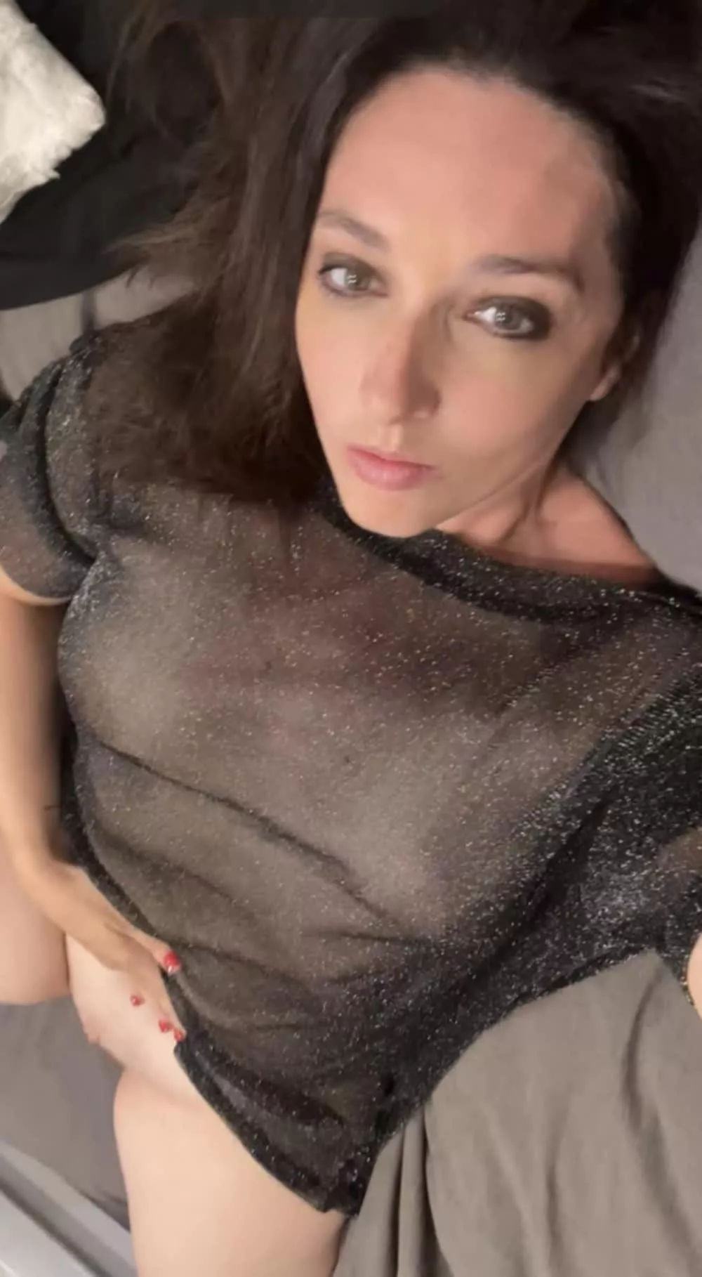 Any married men want to come over and give me a creampie? 💦 (f)