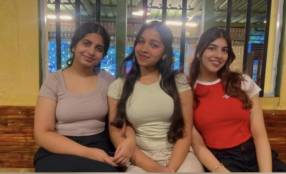 Brown green or red ? 