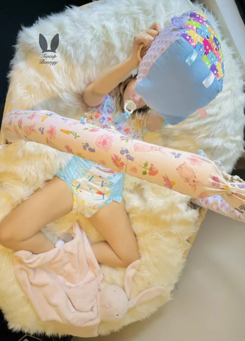 Dada’s soft little baby 🍼