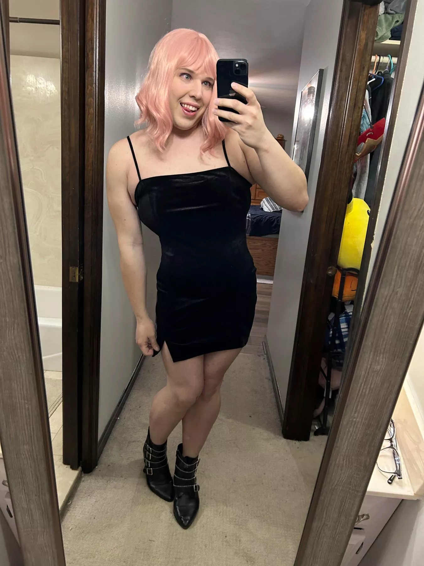 Dresses are so fun 😋💕