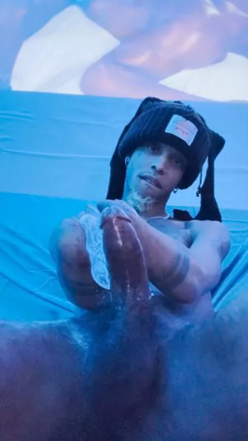 Feeling This Blue 💙🧊