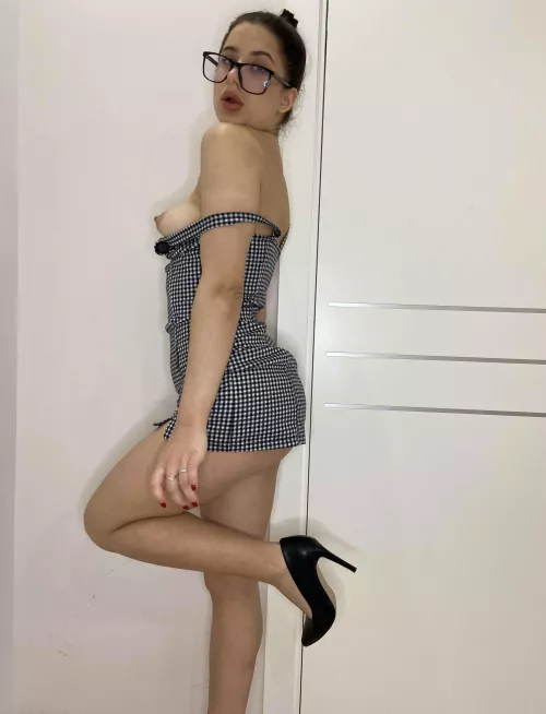 i can still make you strain even if I wear glasses