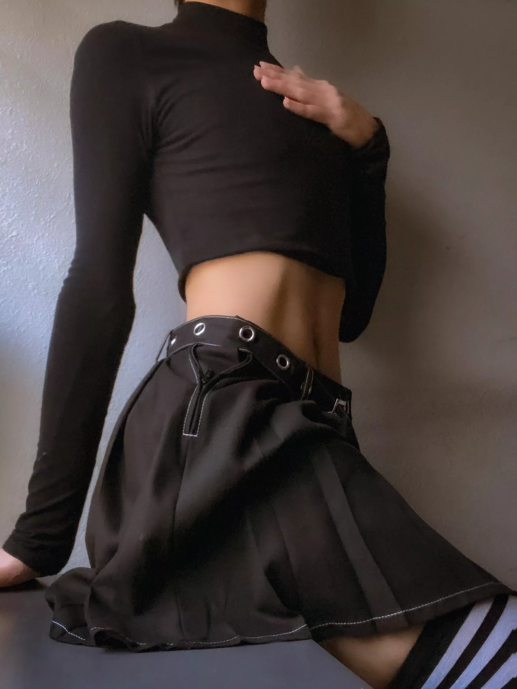 i kinda like all the black 🖤