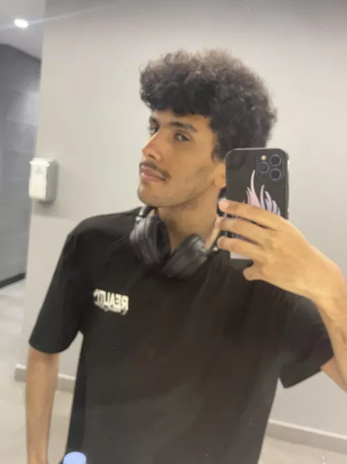 Just a normal bi dbd player