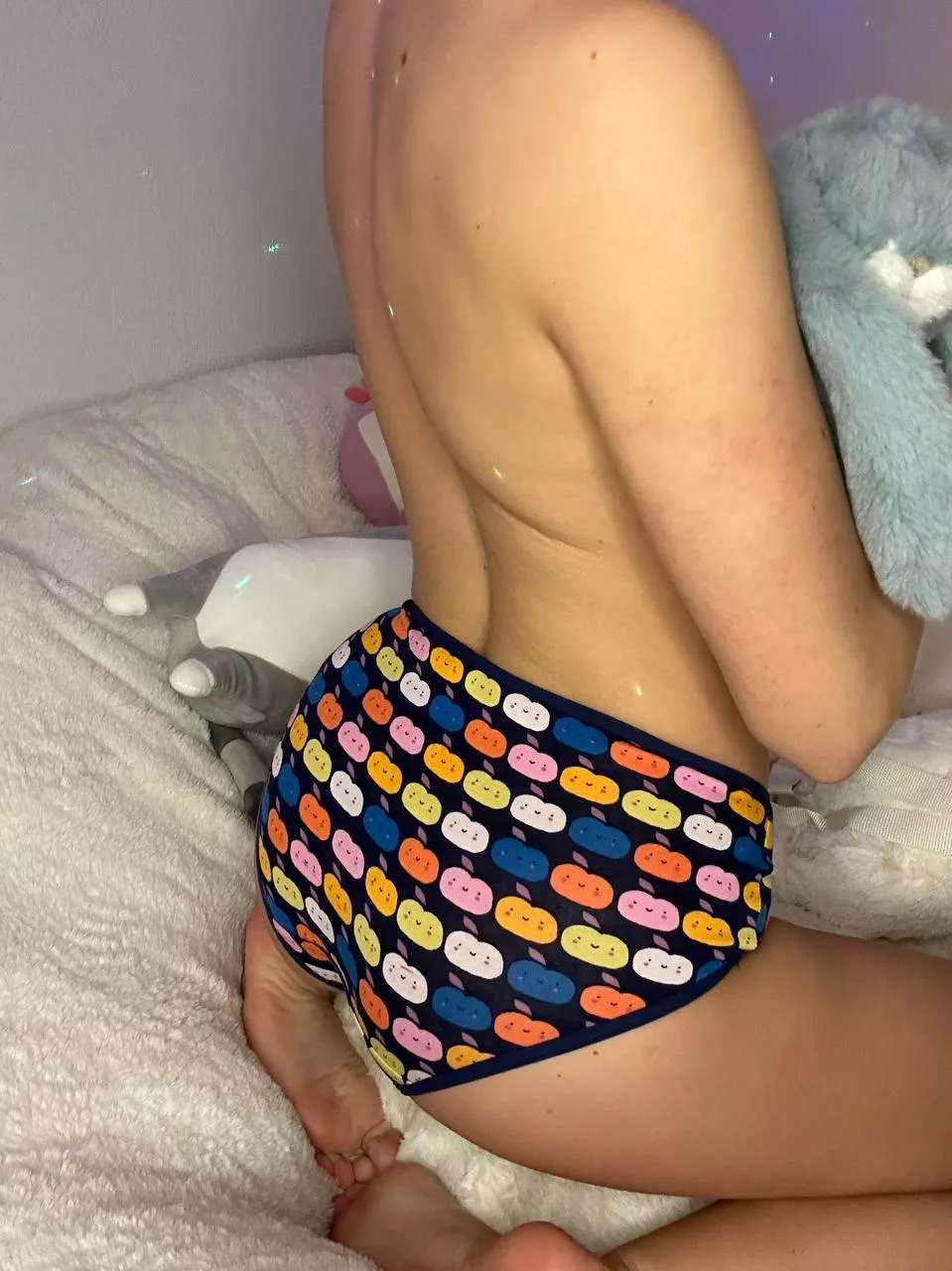 Please tell me did my small 18yo body in these make you hard?