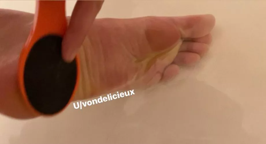 Sneak peek at my most recent cleaning video 🫶