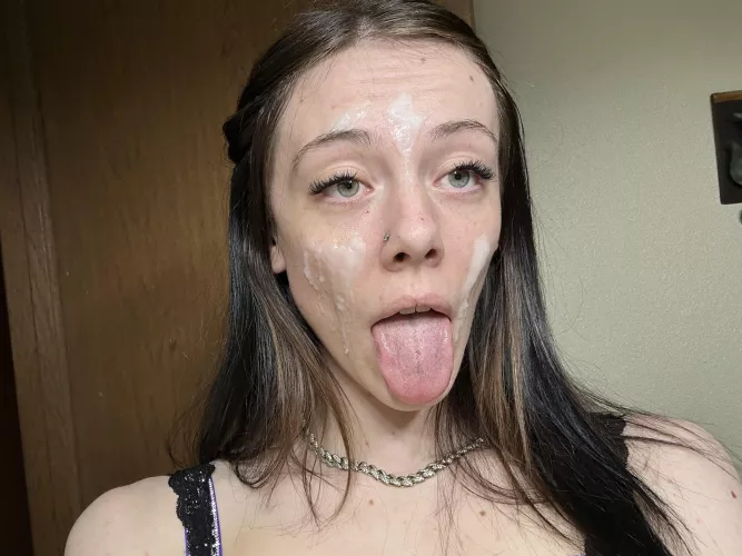 So much cum on my face but I want more