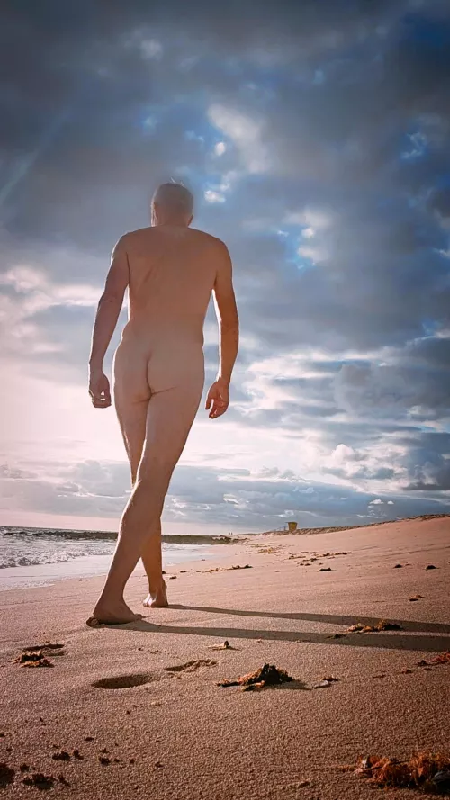 Sunrise at the beach