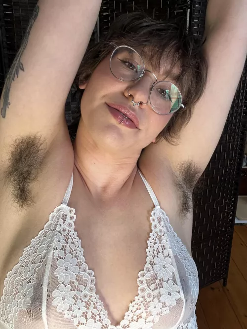 Are you into hairy girlbois?