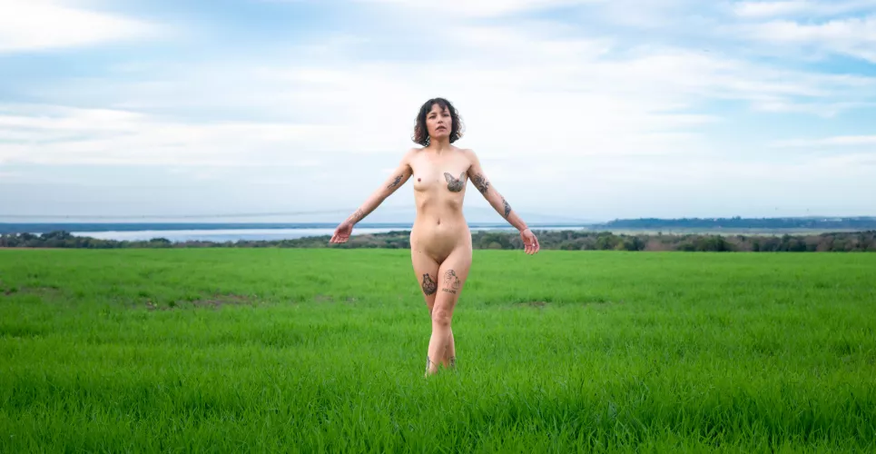 Can we be friends? With benefits of course :)