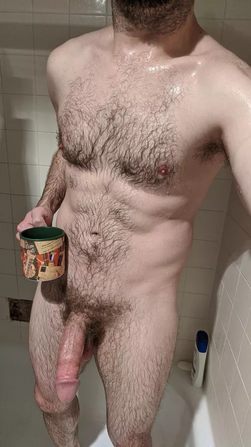 Finally the weekend ☕ no plans, just an abundance of coffee and a lack of clothing 😉