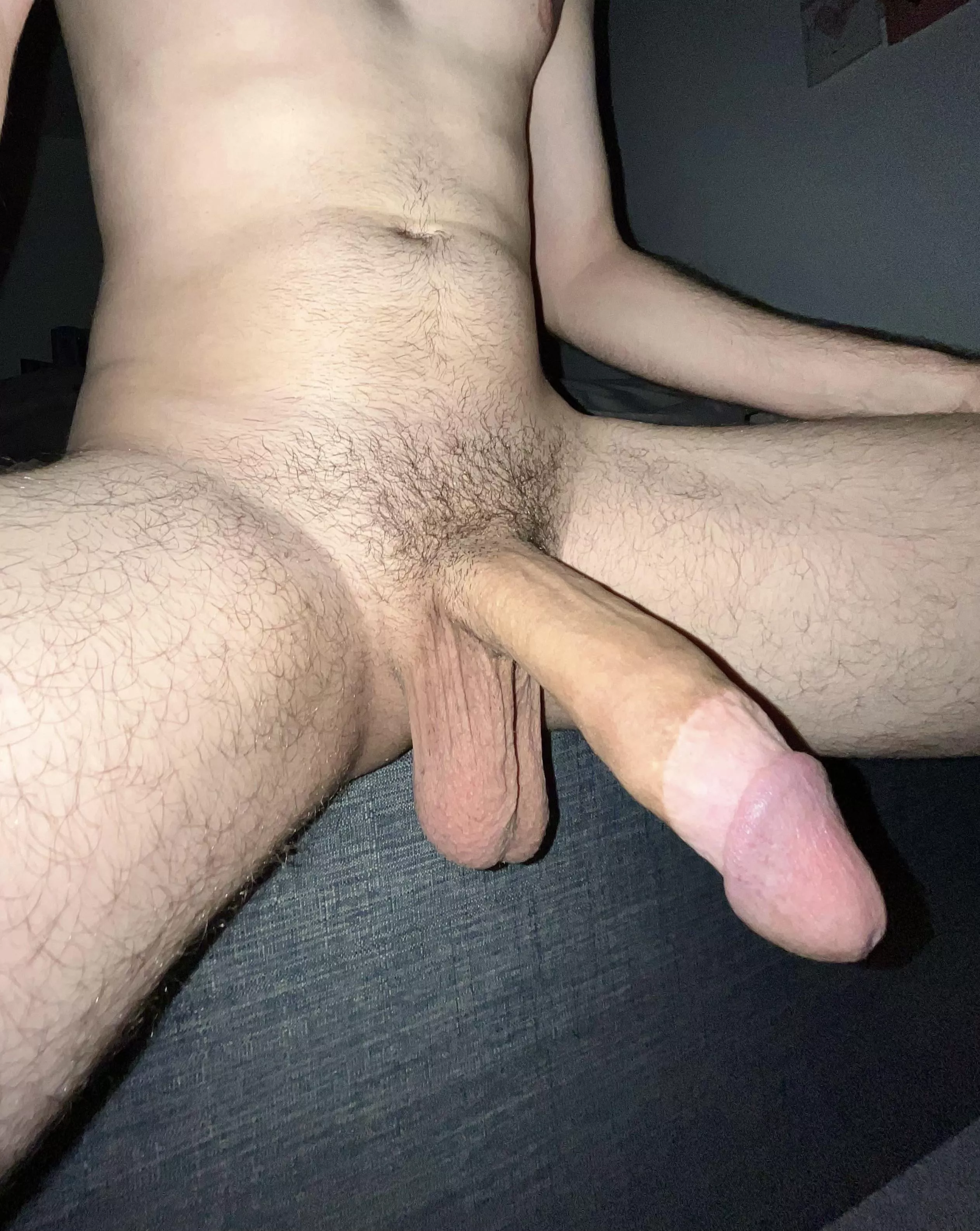 Late night doggy? I like them peachy 🍑