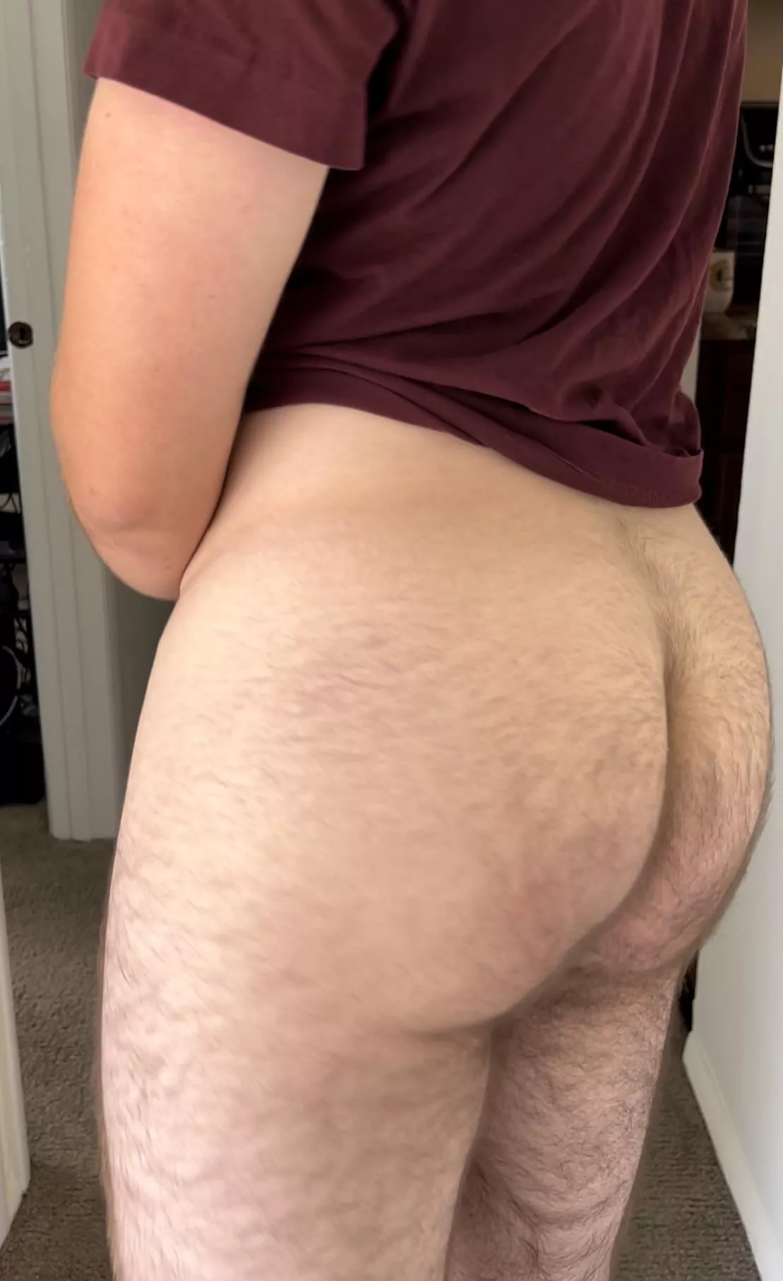 Would you hit it? 🍑